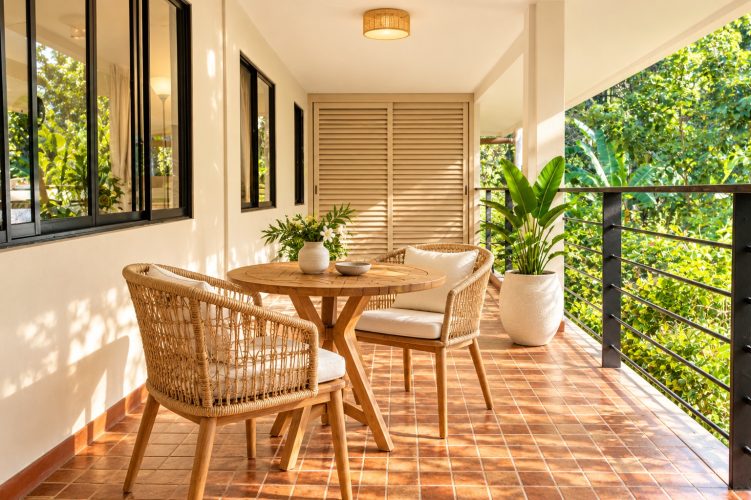 An example of the balcony with different finishes