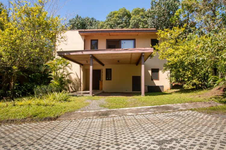 Casa Marañon front side